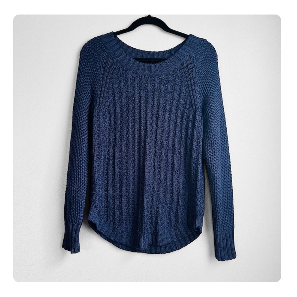 ★ NWT Calvin Klein Jeans Women's Core Texture Mixed Crew Sweater - Navy Blue ★ - Picture 3 of 17